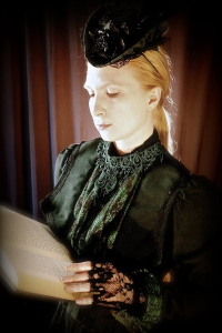 Leanna Renee Hieber as Lizzie Marlowe